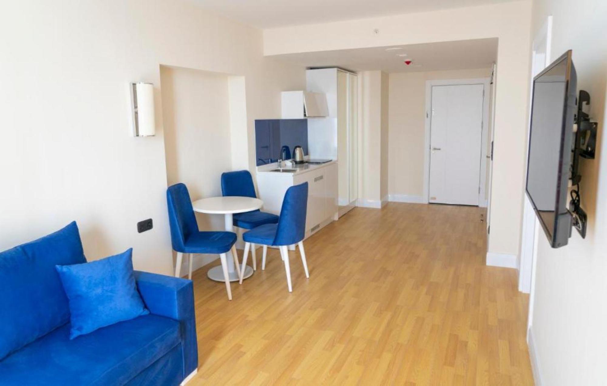 Delux Sea View Aparthotel In Orbi City Batoemi Buitenkant foto
