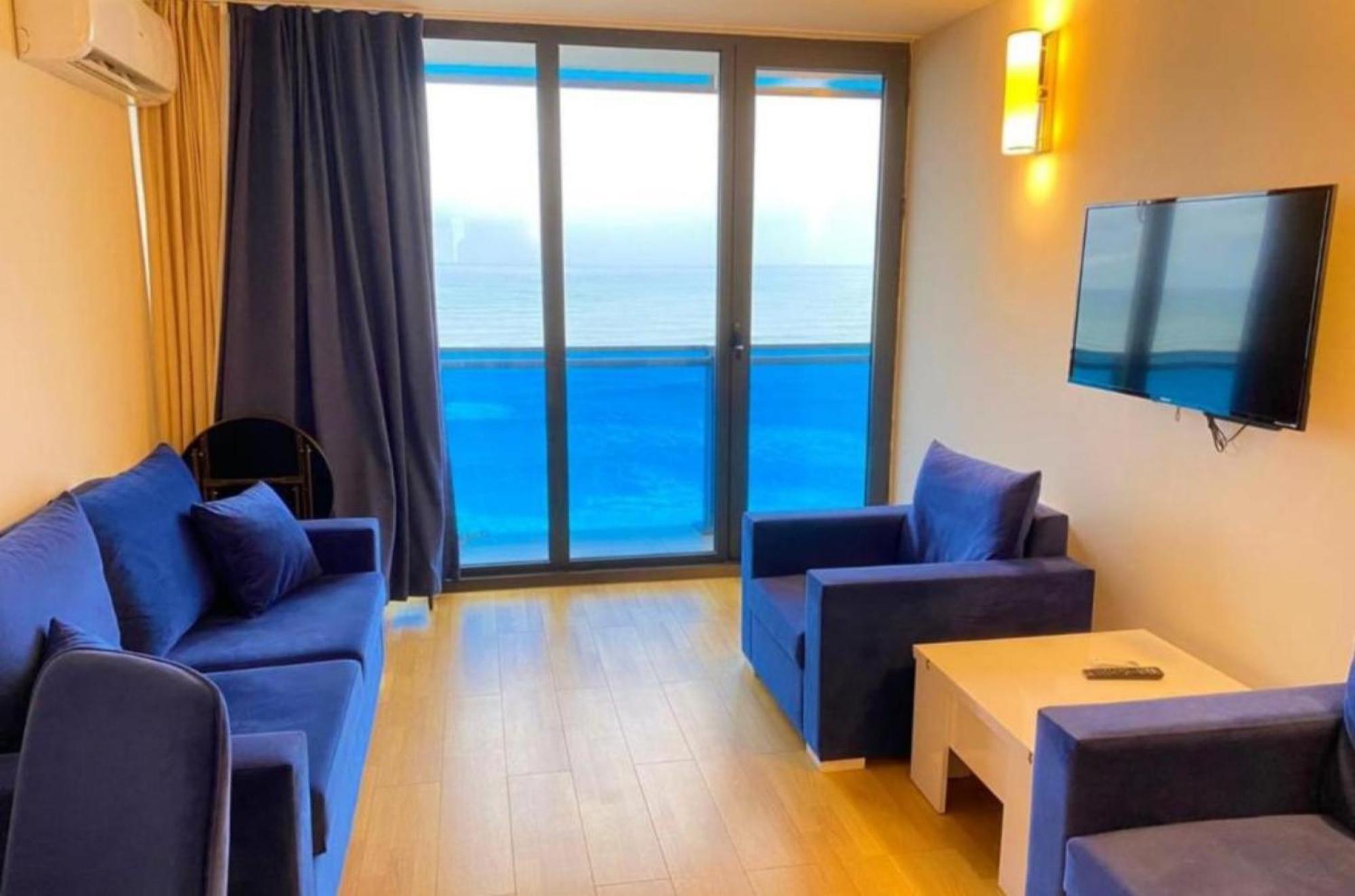 Delux Sea View Aparthotel In Orbi City Batoemi Buitenkant foto